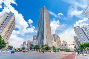 STAR STAGE International Apartment Hotel - 1min to Line2 & Line8 ChangGang STN-Free private car delivery to Canton Fair from Apr 15th to May 4th
